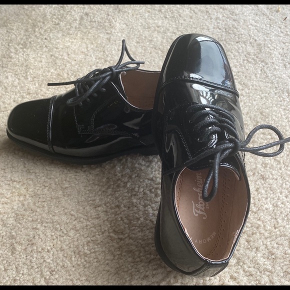 COPY - Florsheim boys dress shoes - Picture 5 of 7
